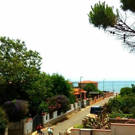 B&B Da Sissi La Maddalena  Экстерьер фото