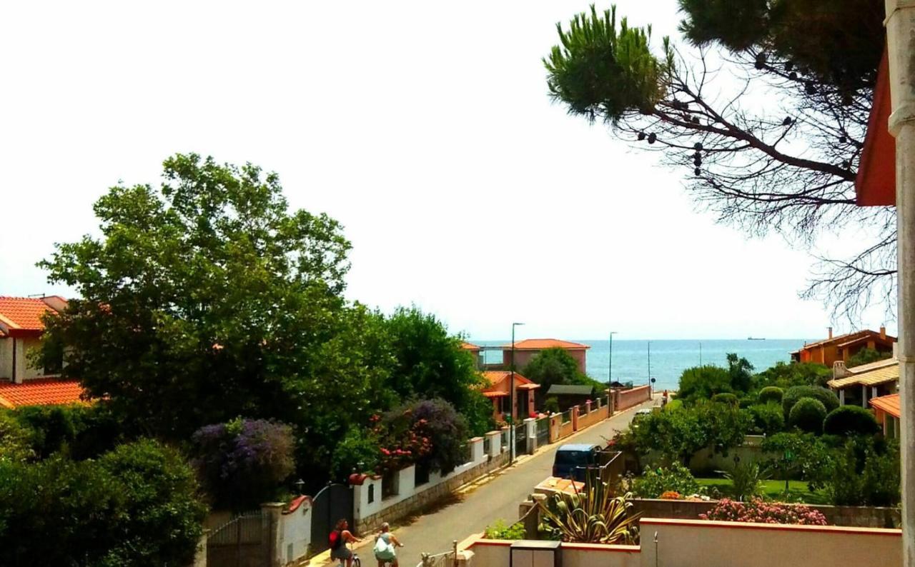 B&B Da Sissi La Maddalena  Экстерьер фото
