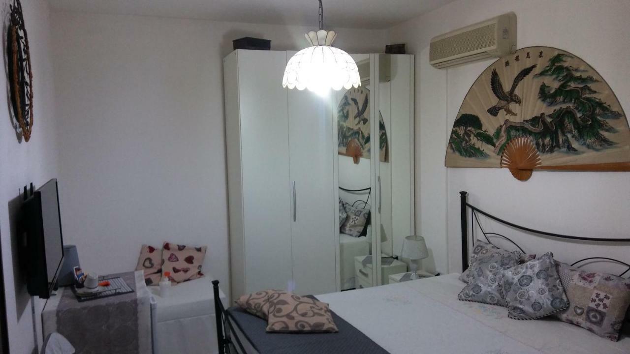 B&B Da Sissi La Maddalena  Экстерьер фото